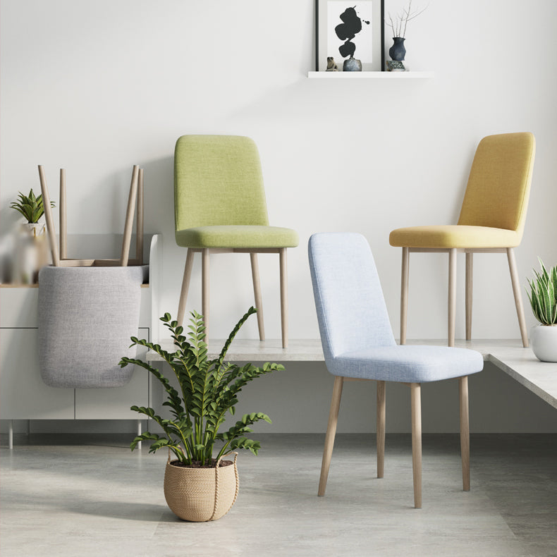 Sedia da interno a base di legno 16 '' sedia parsons larga con 4 gambe per il ristorante