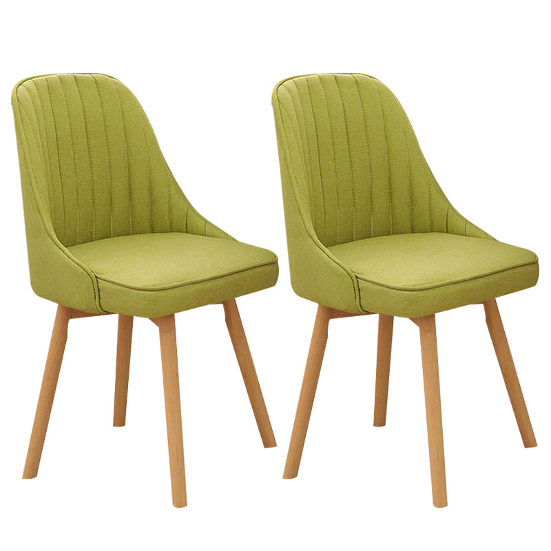 Chaises modernes en bois