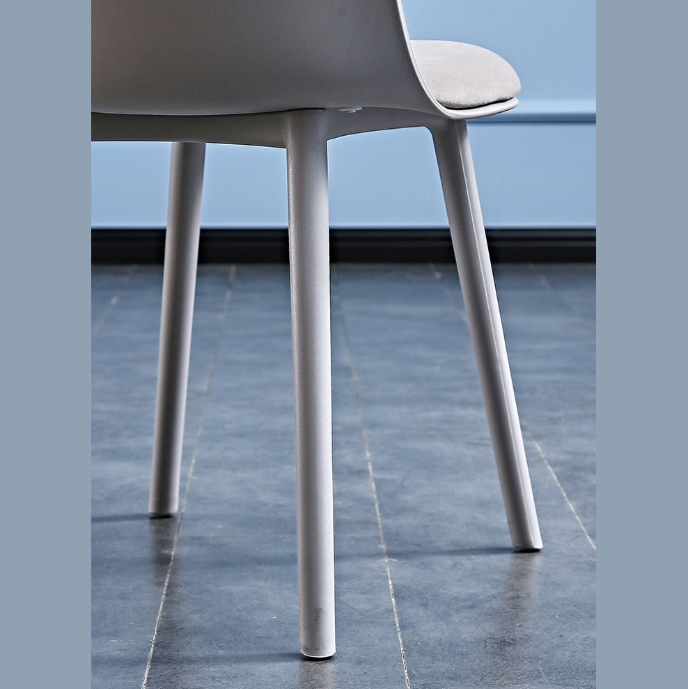 Chaise latéral en métal de style glam