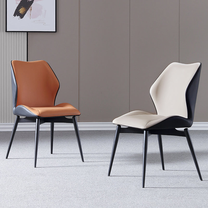 Chaise de restauration industrielle chaise Parsons Wingback avec des jambes en métal noir pour usage domestique