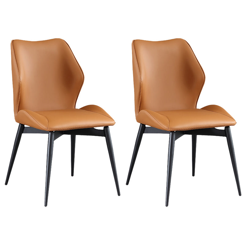 Chaise de restauration industrielle chaise Parsons Wingback avec des jambes en métal noir pour usage domestique