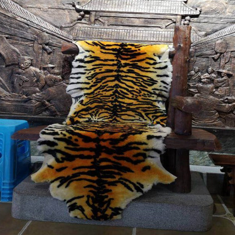 Novelty Shape Trendy Modern Rug Animal Printed Shag Rug Lamb Wool Easy Care Carpet for Home Decor