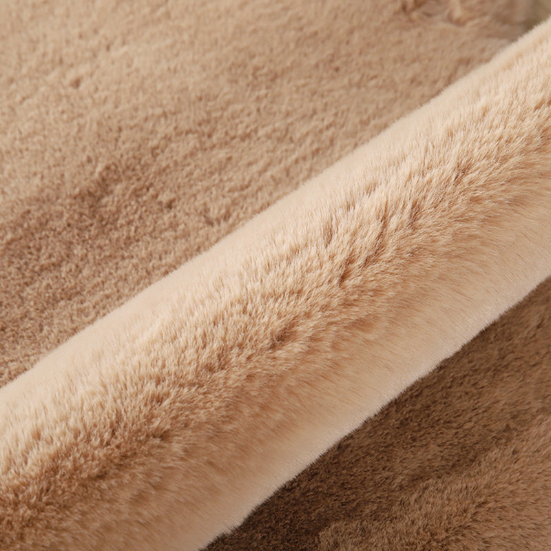Lovely Bear shaped Rug Funky Solid Shag Carpet Polypropylene Washable Carpet for Home Decoration