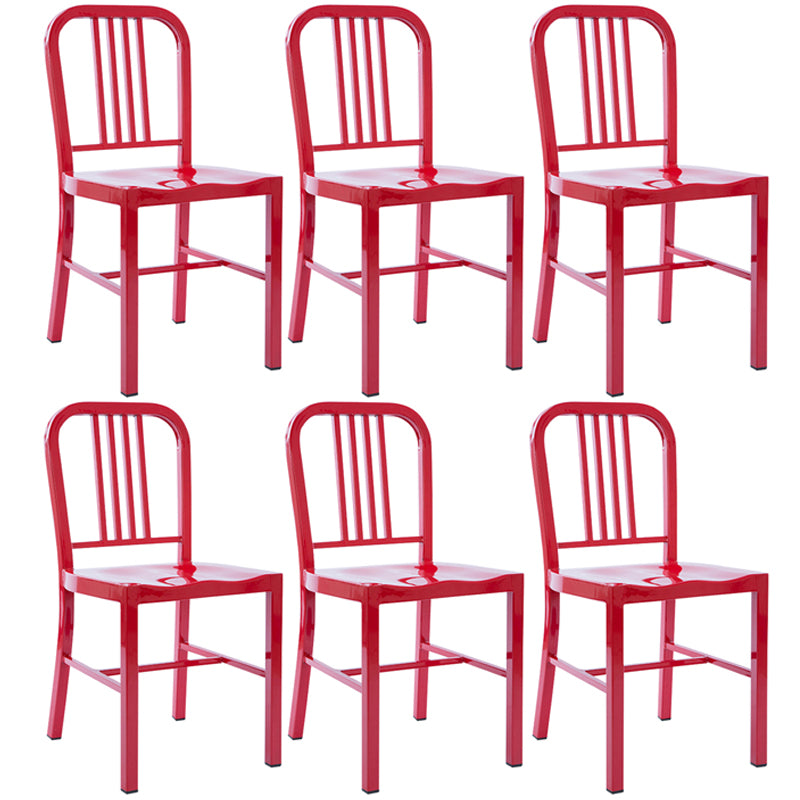 Chaise de salle à manger industrielle Windsor Back Side Atty avec des jambes en métal pour un usage domestique