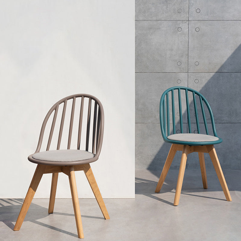 Chaise de salle à manger scandinave, chaise d'appoint à dossier Windsor avec pieds en bois pour usage domestique