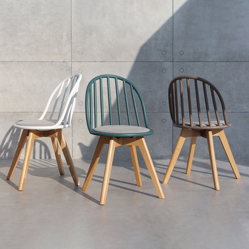 Chaise de salle à manger scandinave, chaise d'appoint à dossier Windsor avec pieds en bois pour usage domestique