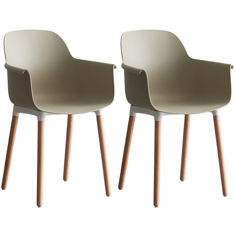 Sedia braccio da pranzo scandinavo sedia posteriore con gambe in legno per uso domestico