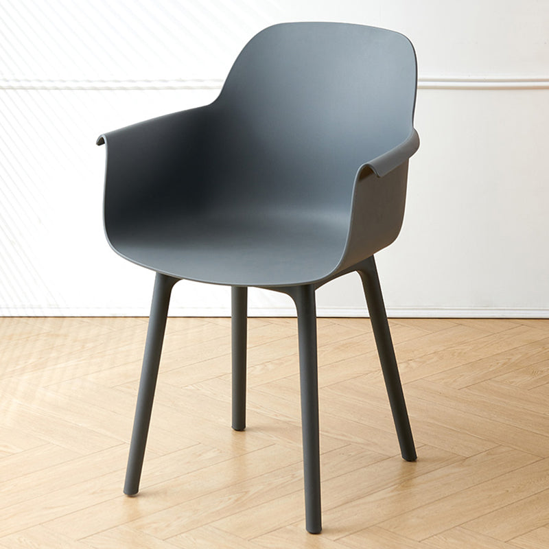 Sedia braccio da pranzo scandinavo sedia posteriore con gambe in legno per uso domestico