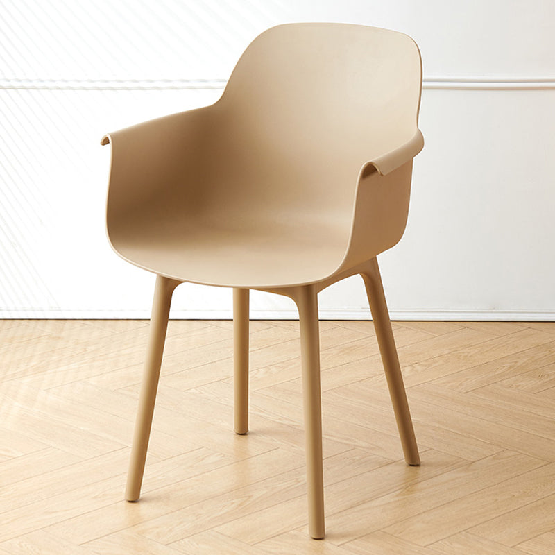 Sedia braccio da pranzo scandinavo sedia posteriore con gambe in legno per uso domestico