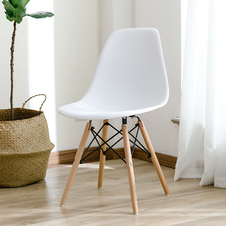 Sedia da pranzo in cucina contemporanea sedia da pranzo in legno.