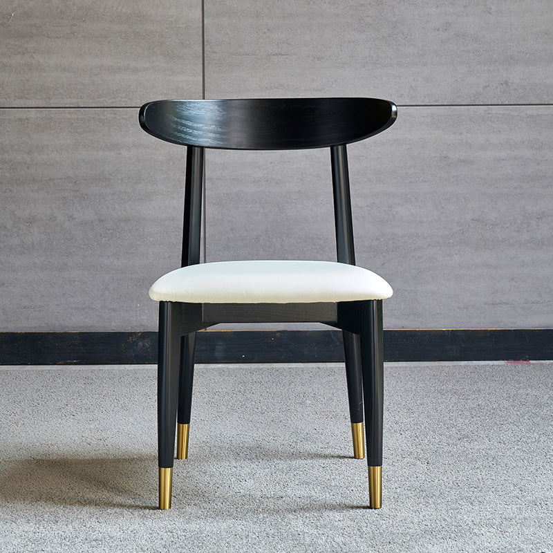 Chaise latérale en bois de finition mate de style moderne, chaise latérale à dossier ouvert pour salle à manger
