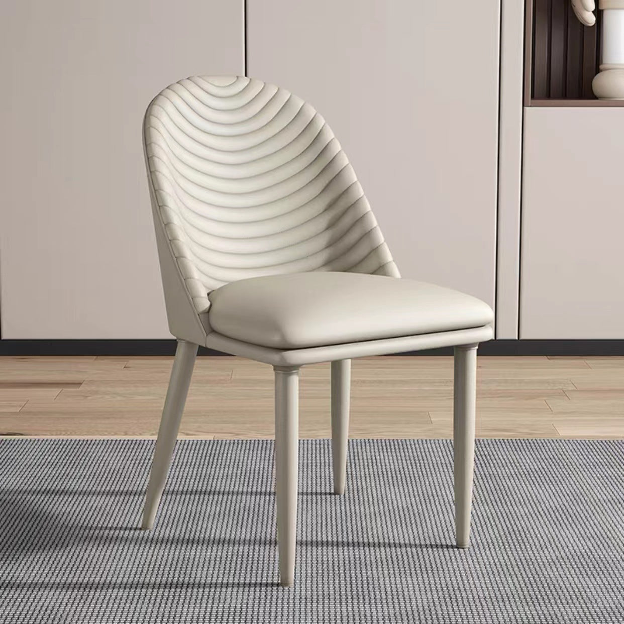 Metal Base Indoor Dining Chair 19'' Wide Parsons Leather Chair for Restaurant