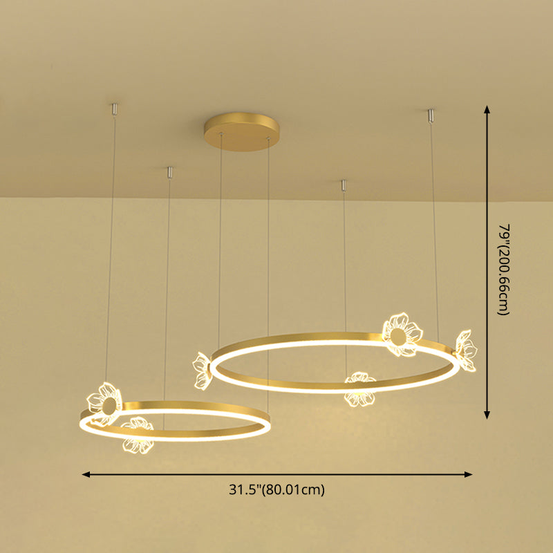 Lustre en or moderne