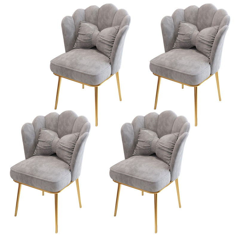 Chaise de salle à manger Glam, chaise à dossier solide de 21 po de large avec 4 pieds en métal pour la maison
