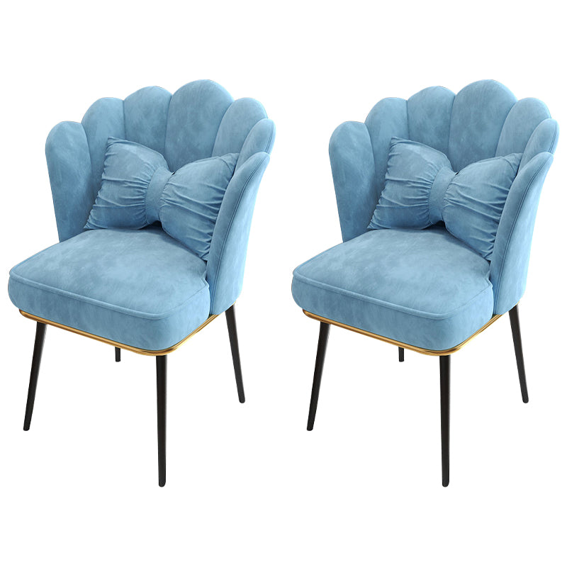 Chaise de salle à manger Glam, chaise à dossier solide de 21 po de large avec 4 pieds en métal pour la maison