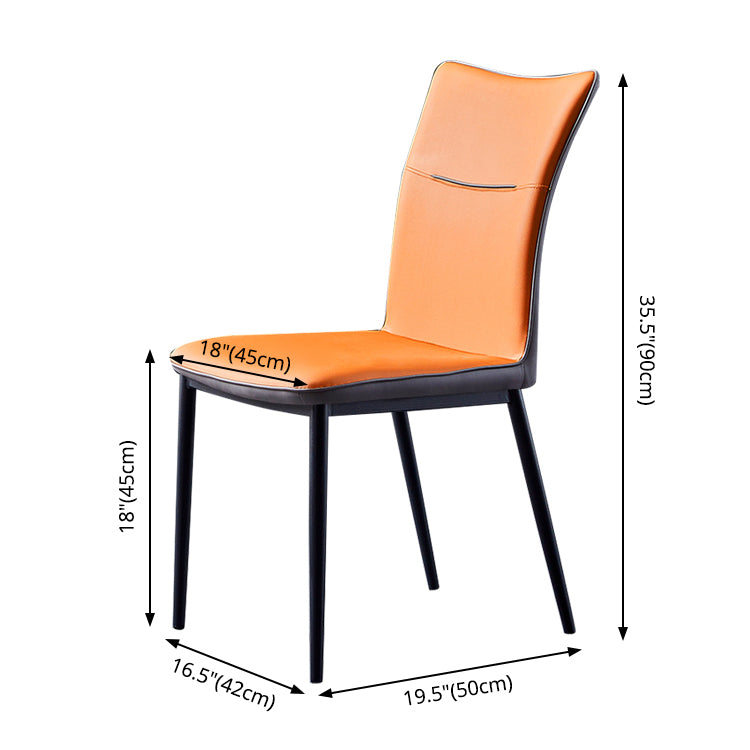 Chaise latéral de maison Scandinave Metal Solid Back 17.7 '' Chaise de restauration de large avec des jambes noires