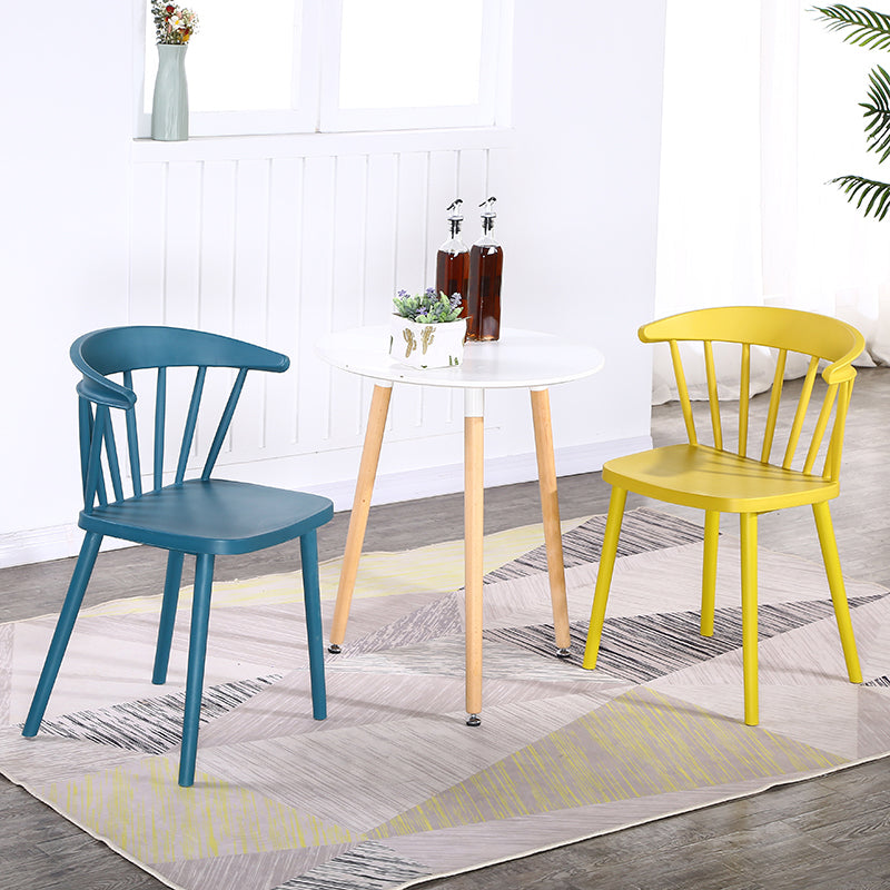 Contemporary Style Windsor Back Side Chair Plastic Dining Chair for Home