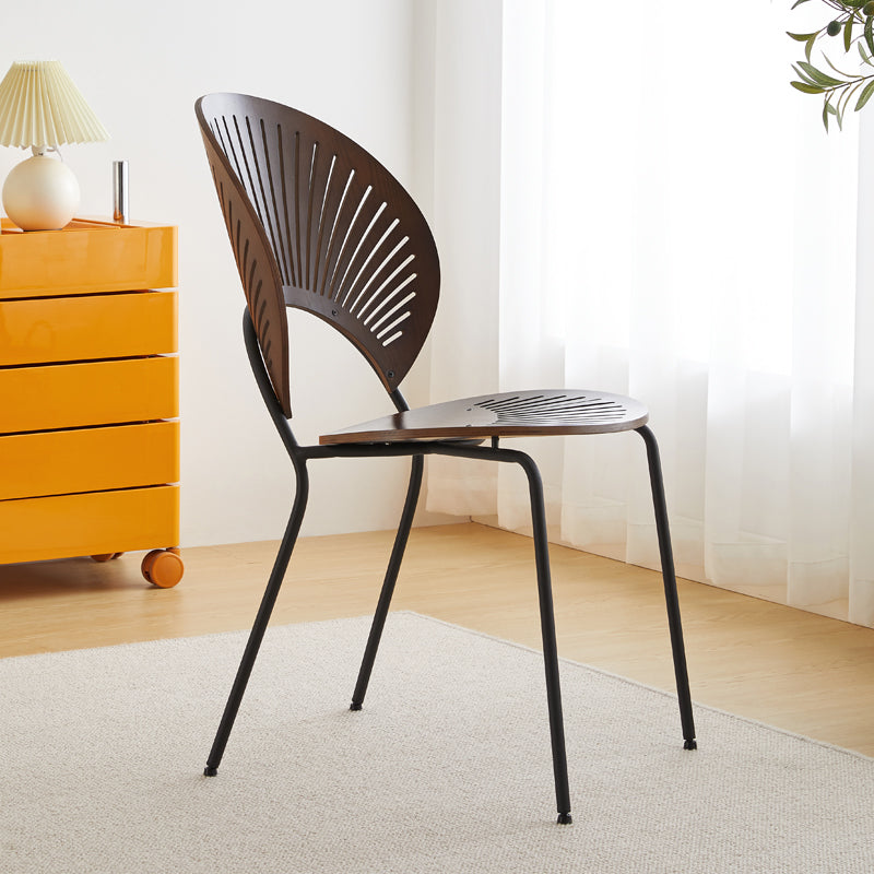 Chaise d'appoint de salle à manger en bois scandinave, chaises à dossier ouvert en forme de coquille avec pieds en métal