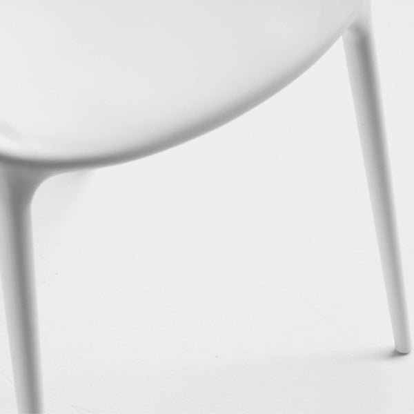 Chaise latérale de salle à manger à dossier ouvert en plastique nordique 33" H dinant la chaise pour le restaurant