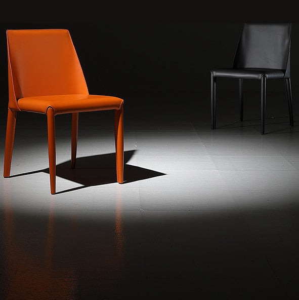Chaise latérale d'hôtel de style moderne en cuir de selle, finition mate, chaise de salle à manger Parsons