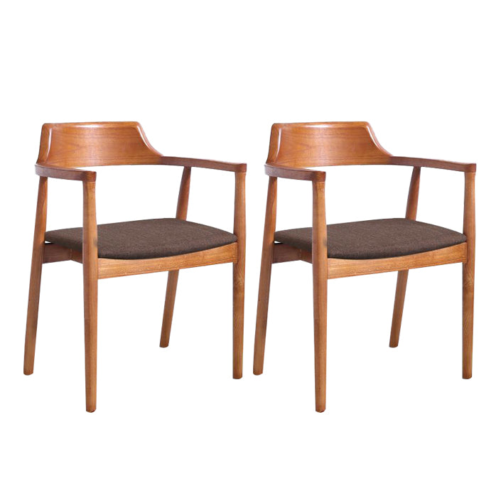 Chaise de salle à manger contemporaine avec accoudoirs ouverts de 20 po de large et 4 pieds en bois pour un usage domestique