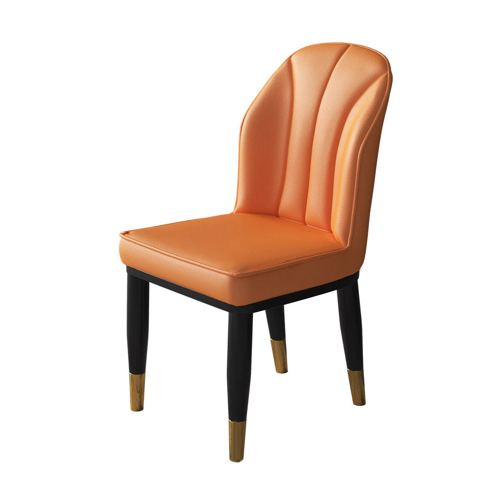 La salle à manger contemporaine en métal préside les chaises latérales à oreilles de finition métallique
