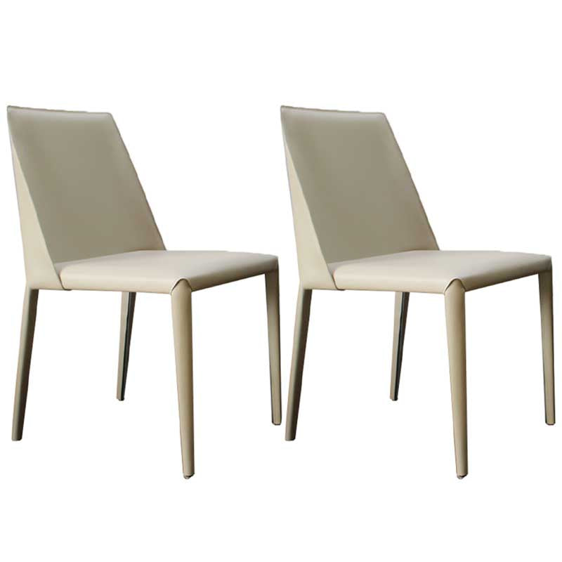 Chaise contemporaine à dossier solide, chaise en cuir de 18 pouces de large avec 4 pieds en métal pour la maison