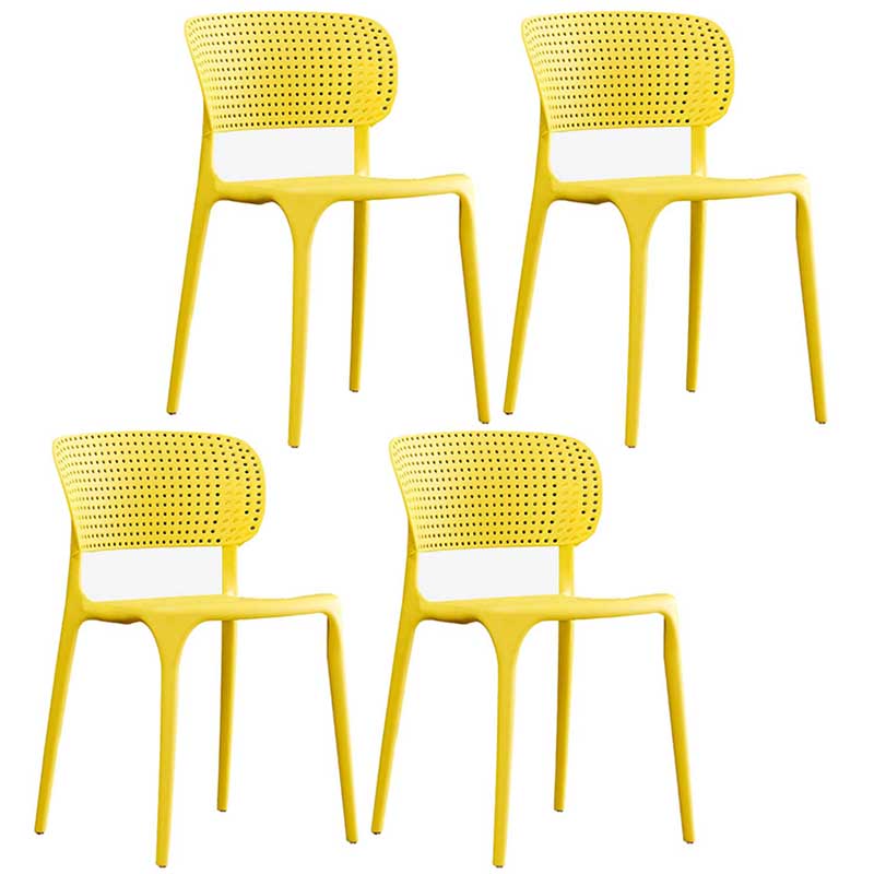 Chaise latéral en plastique de style glamour