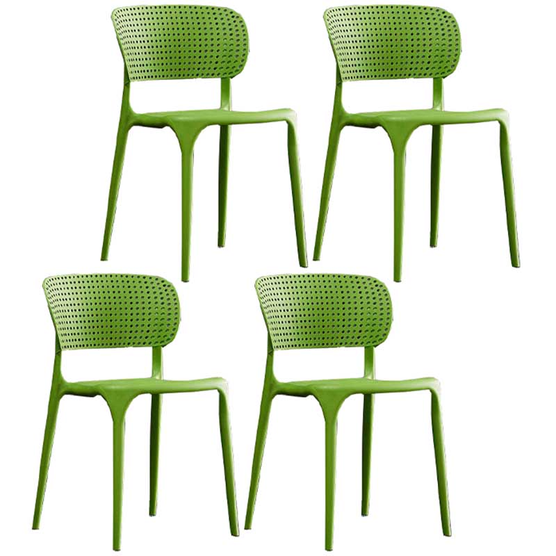 Chaise latéral en plastique de style glamour