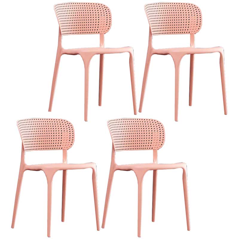Chaise latéral en plastique de style glamour