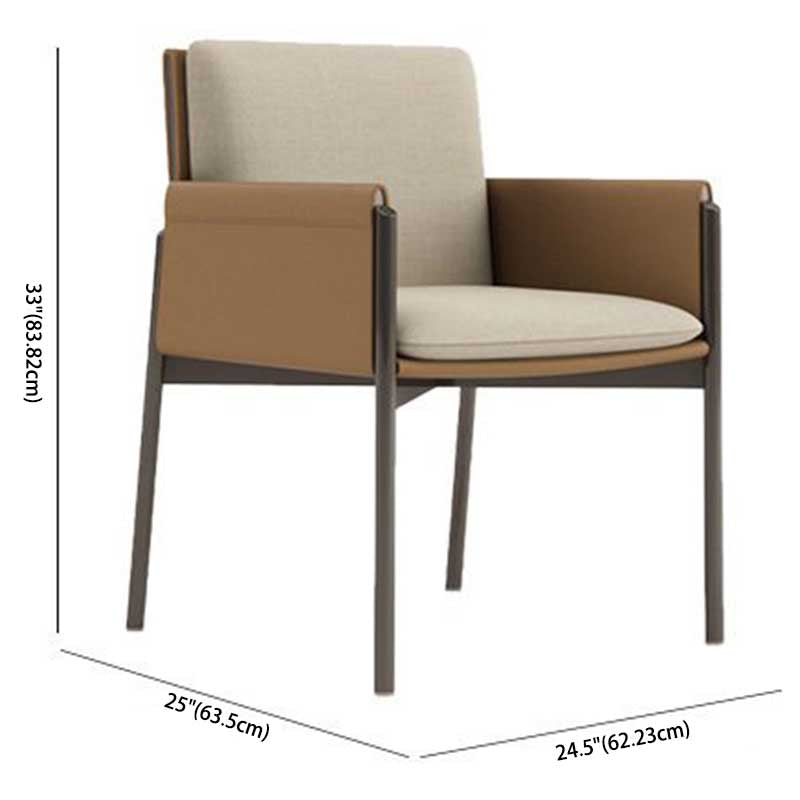 Chaise de salle à manger contemporaine en métal, chaise de salle à manger carrée au fini mat avec pieds noirs