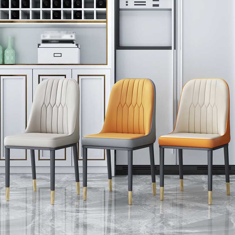 Chaise d'intérieur à base métallique de 18 pouces de large, chaise en cuir Parsons pour restaurant