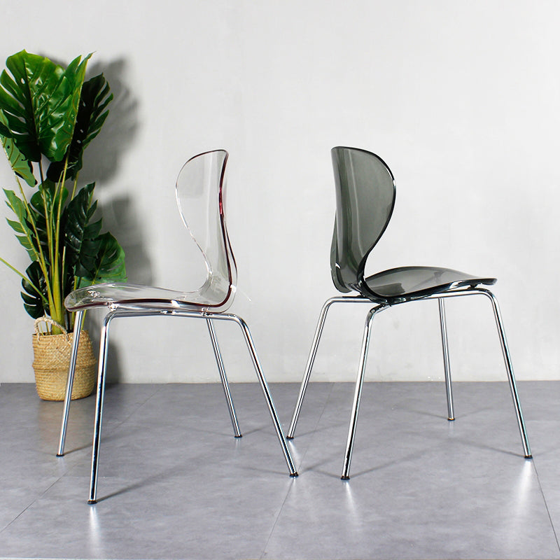 Chaise latérale arrière solide en plastique moderne 33" H dinant la chaise avec 4 jambes pour le restaurant