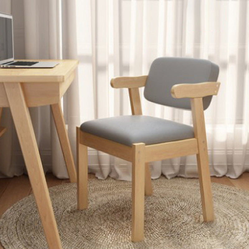 Chaise latéral en bois contemporain avec bras ouvert à l'arrière pour salle à manger pour la maison