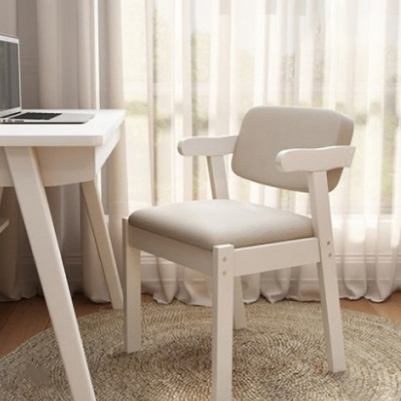 Chaise latéral en bois contemporain avec bras ouvert à l'arrière pour salle à manger pour la maison