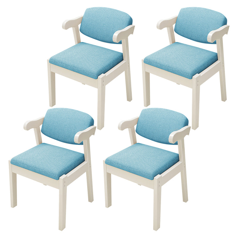 Chaise latéral en bois contemporain avec bras ouvert à l'arrière pour salle à manger pour la maison