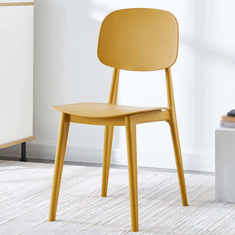 Chaise de salle à manger contemporaine en plastique, finition mate, chaise latérale de salle à manger à dossier ouvert