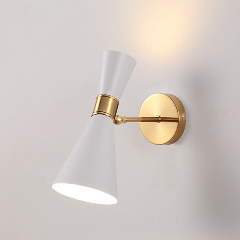 Lampada montata a parete di fiammata Postmoderna semplicità in metallo muro di scarico per soggiorno