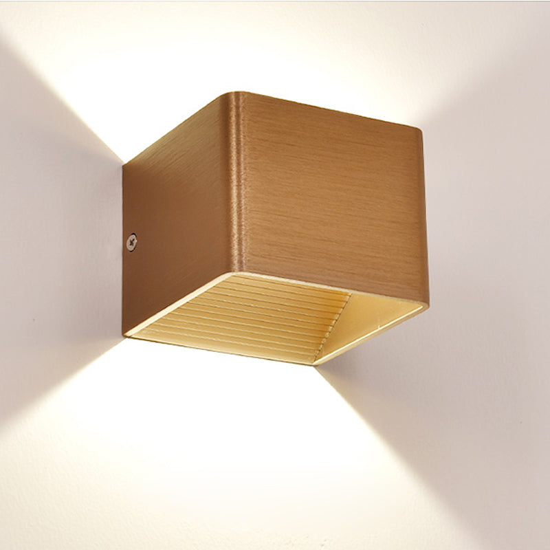 Lámpara cuadrada montada en la pared simplicidad posmoderna lámpara de montaje de pared de aluminio para sala de estar