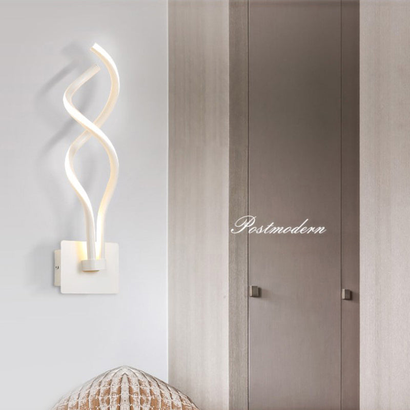 Moderno minimalista a parete LED Light Light Alluminio Sconcetto parete lineare con tonalità di plastica