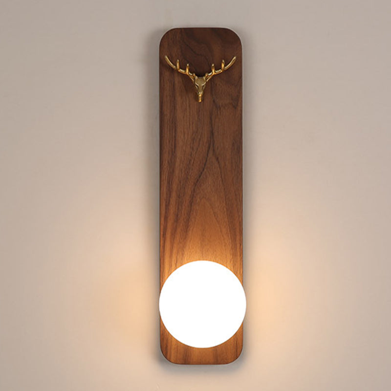 Luci da parete in legno alte da 16 "moderni lampada da applique con tonalità in vetro di latte