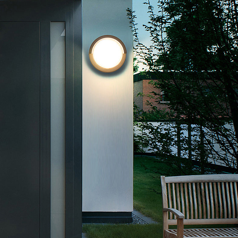 Fissature di illuminazione contemporanea con ombra acrilica arrotonda lampada esterna