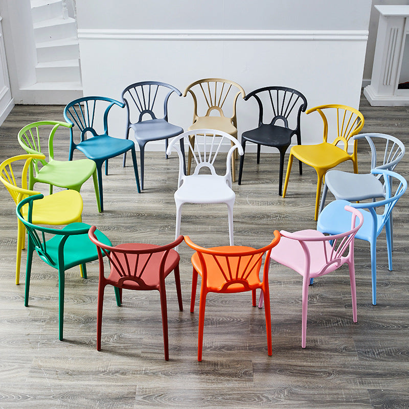 Chaise de salle à manger empilable en plastique à dossier de Wishbone de chaise contemporaine à la maison