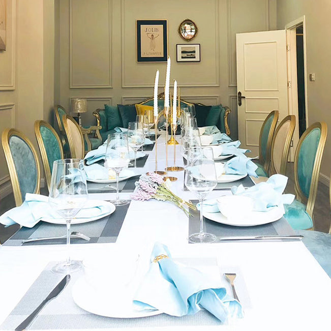Chaise de salle à manger traditionnelle en velours, chaise latérale à dossier King Louis de 38 pouces avec 4 pieds pour restaurant