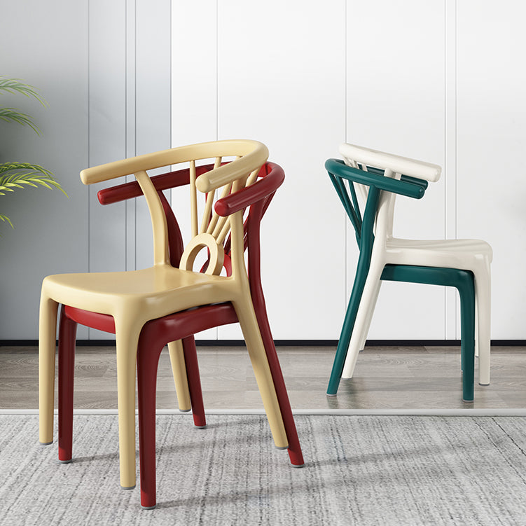 Salle à manger moderne Windsor chaises arrière chaise sans bras de salle à manger en plastique pour la cuisine