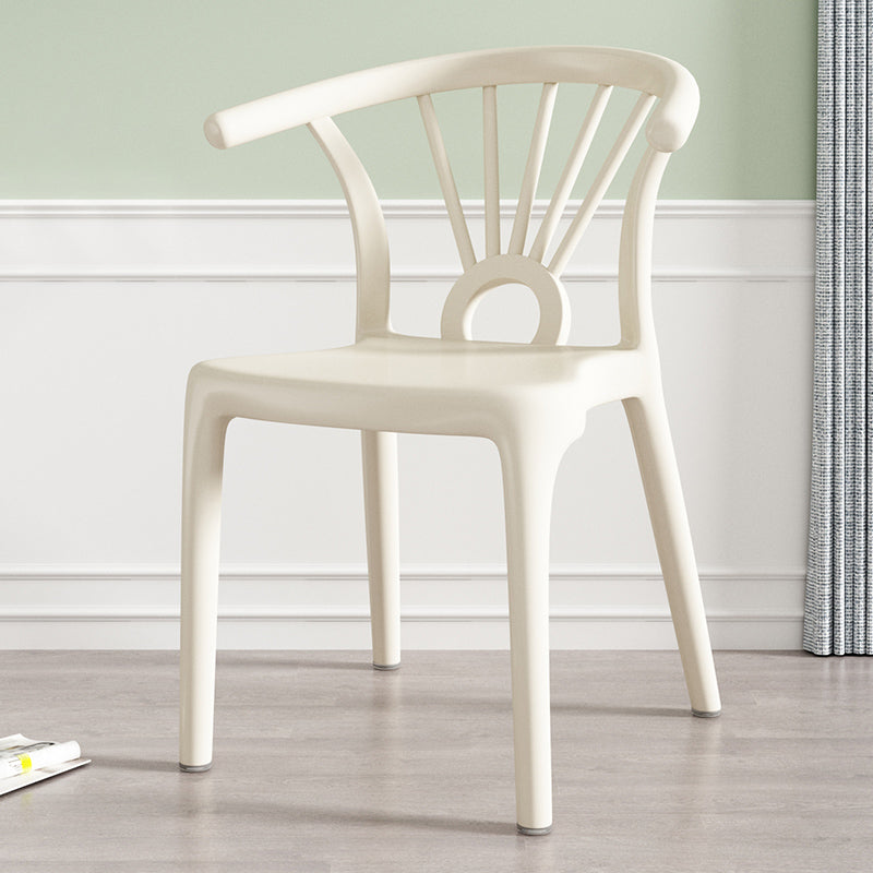 Salle à manger moderne Windsor chaises arrière chaise sans bras de salle à manger en plastique pour la cuisine