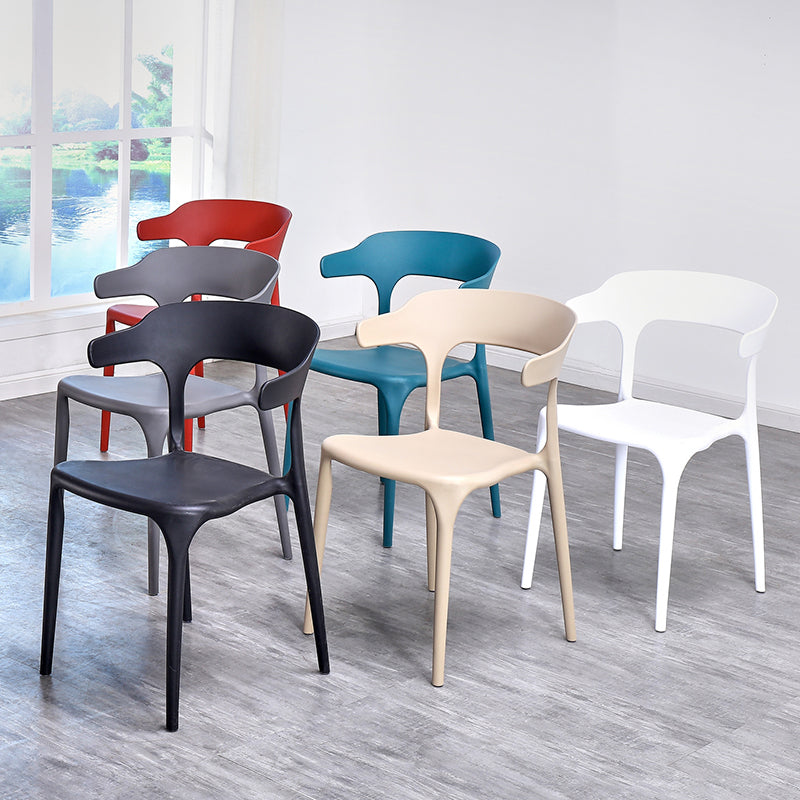 Fauteuils de salle à manger en plastique, fauteuils empilables à dos ouvert de cuisine d'intérieur
