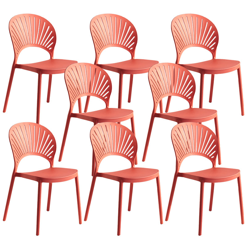 Chaise latérale arrière en plastique moderne Windsor 33" H dinant la chaise pour le restaurant