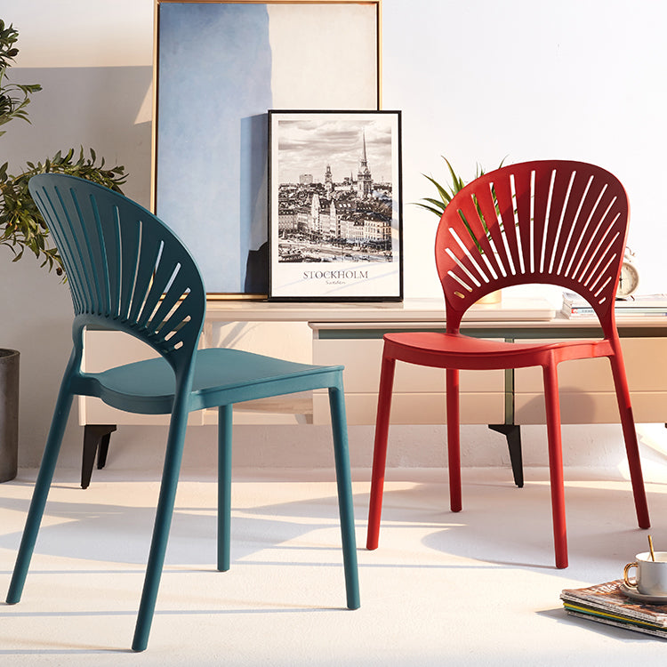 Chaise latérale arrière en plastique moderne Windsor 33" H dinant la chaise pour le restaurant