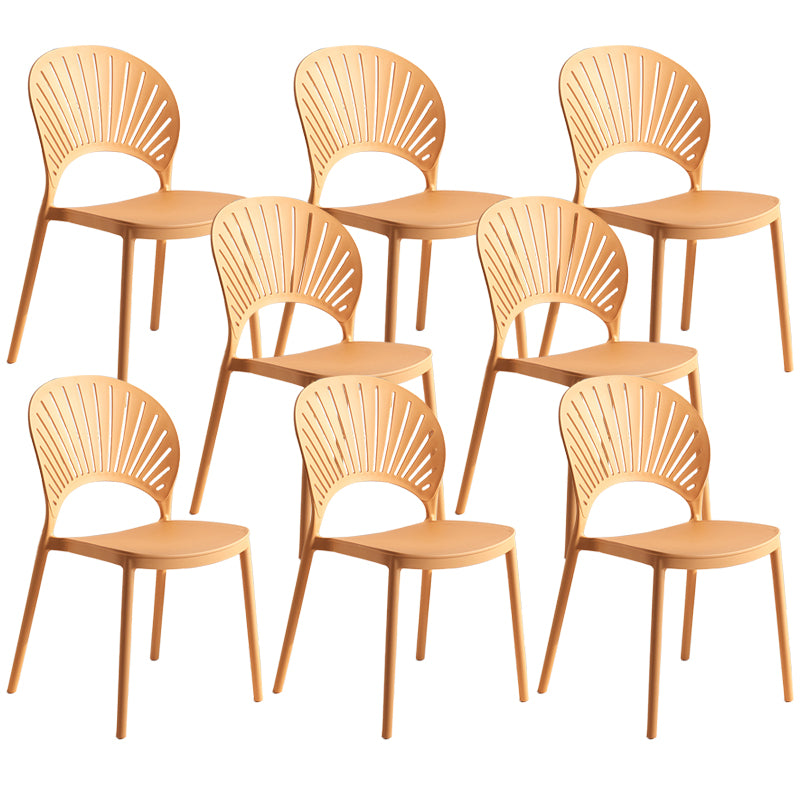 Chaise latérale arrière en plastique moderne Windsor 33" H dinant la chaise pour le restaurant
